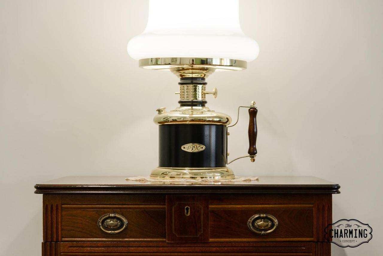 Charming Retiro Appartement Madrid Buitenkant foto