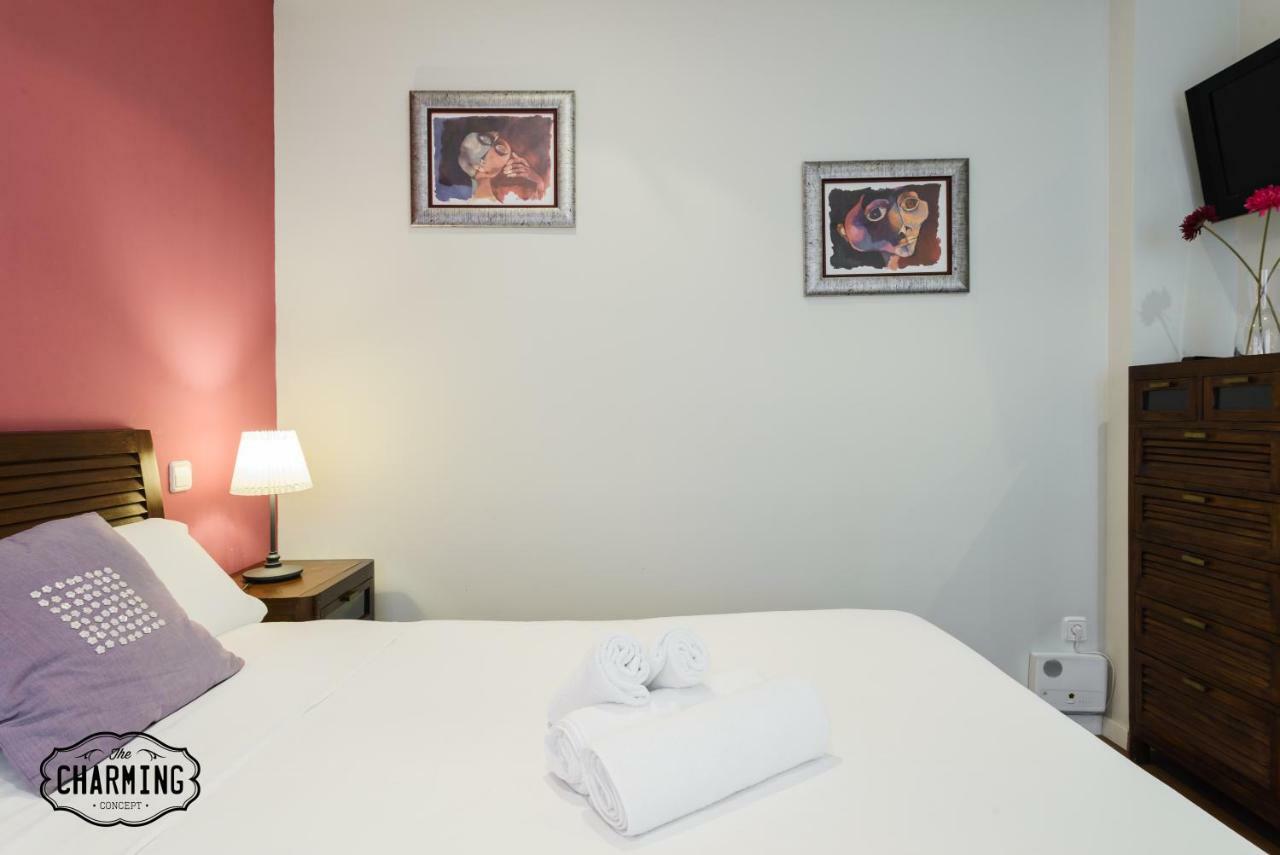 Charming Retiro Appartement Madrid Buitenkant foto